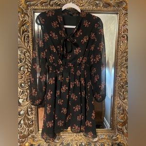 Black Red Floral Dress, M